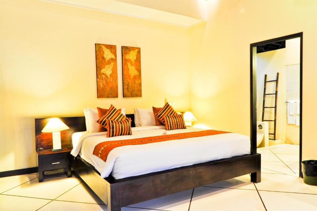 Villa Teman Seminyak Esterno foto